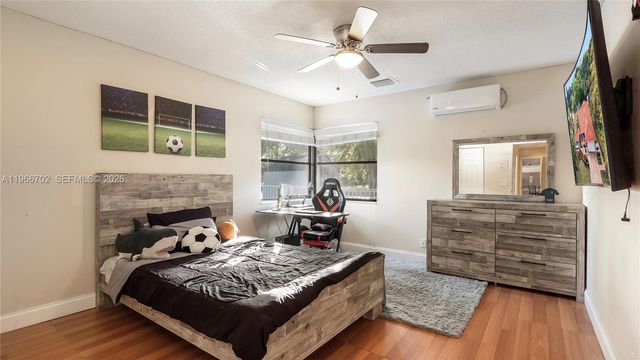 1510 NW 97th Ter, Coral Springs, FL 33071