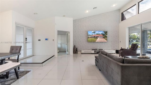 1510 NW 97th Ter, Coral Springs, FL 33071