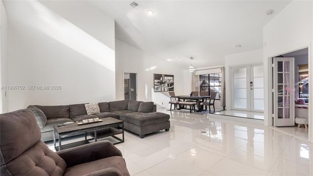 1510 NW 97th Ter, Coral Springs, FL 33071