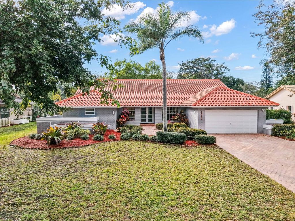 1510 NW 97th Ter, Coral Springs, FL 33071