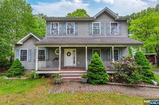 5 Wills Avenue, Wayne, NJ 07470