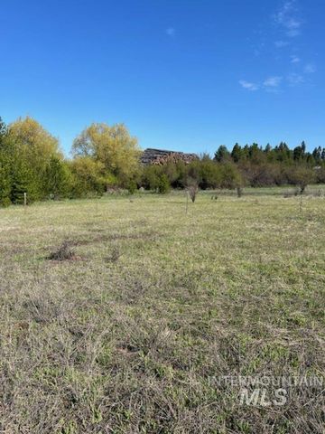 TBD Pleasant Acres Dr., Weippe, ID 83553