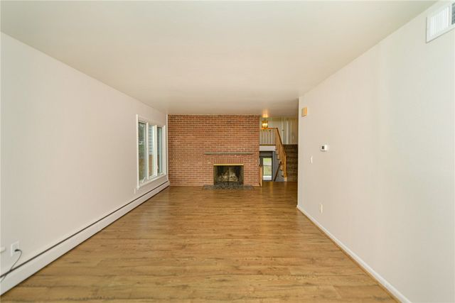 171 Harwood Circle, Penfield, NY 14625