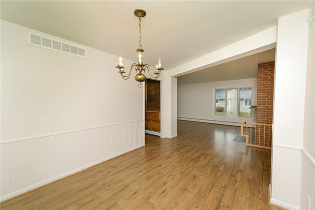 171 Harwood Circle, Penfield, NY 14625