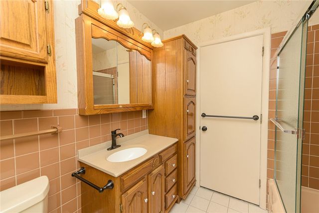 171 Harwood Circle, Penfield, NY 14625