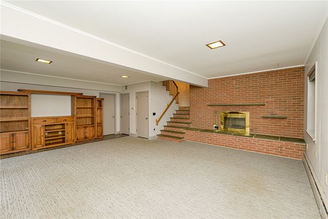 171 Harwood Circle, Penfield, NY 14625