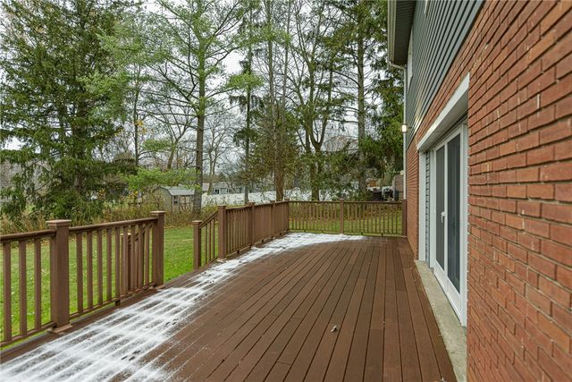 171 Harwood Circle, Penfield, NY 14625