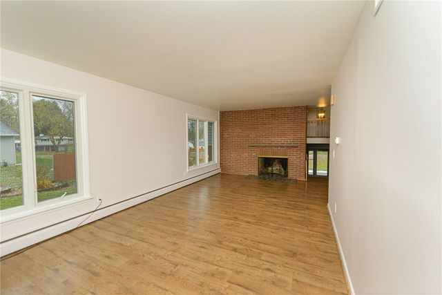 171 Harwood Circle, Penfield, NY 14625