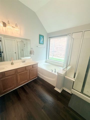 1022 Spinnaker Drive, Forney, TX 75126