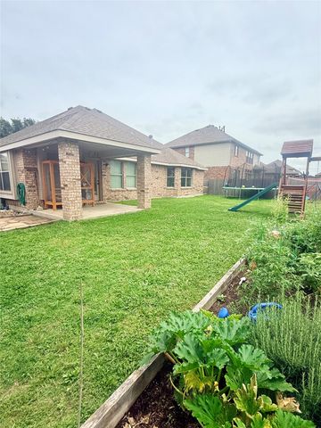 1022 Spinnaker Drive, Forney, TX 75126