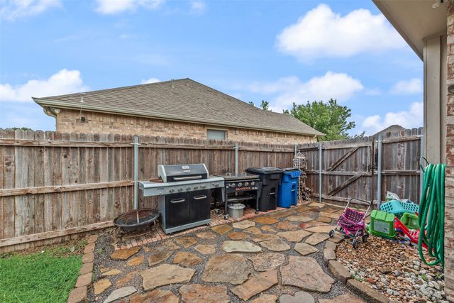 1022 Spinnaker Drive, Forney, TX 75126