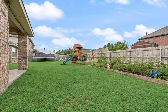 1022 Spinnaker Drive, Forney, TX 75126