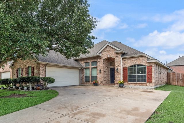1022 Spinnaker Drive, Forney, TX 75126