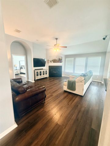 1022 Spinnaker Drive, Forney, TX 75126