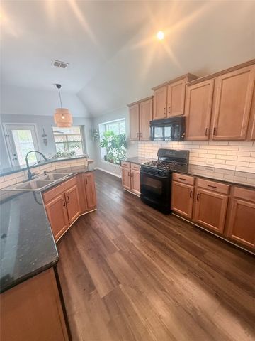 1022 Spinnaker Drive, Forney, TX 75126