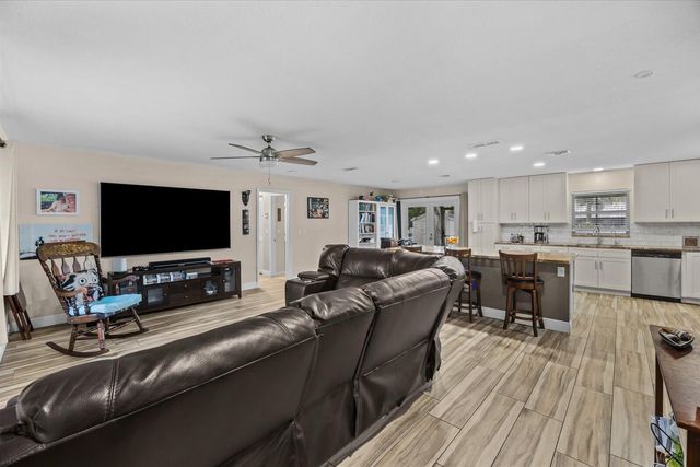 5112 Myrtle Drive, Fort Pierce, FL 34982