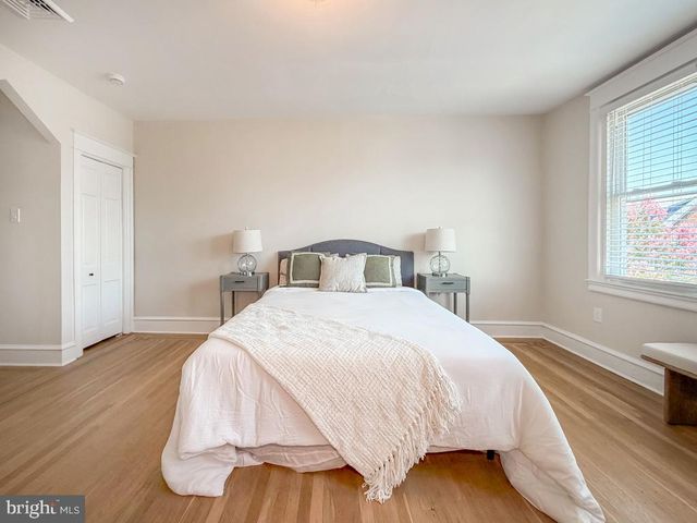 1042 DUNCAN AVE, Lansdowne, PA 19050
