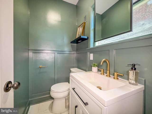 1042 DUNCAN AVE, Lansdowne, PA 19050