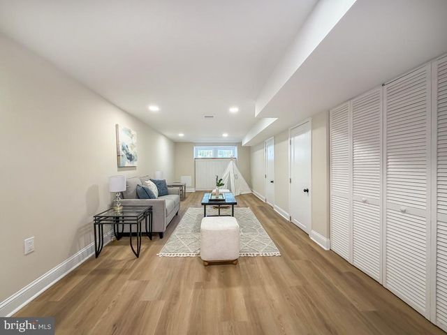 1042 DUNCAN AVE, Lansdowne, PA 19050