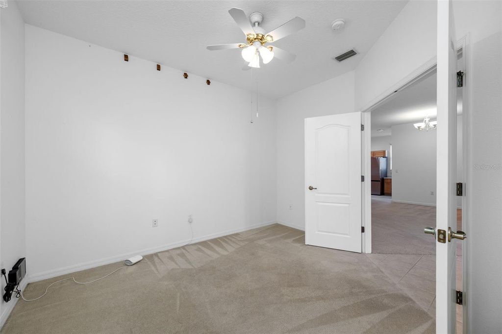 Image 14 of property listing at 5806 NEW PARIS WAY, Ellenton, FL 34222