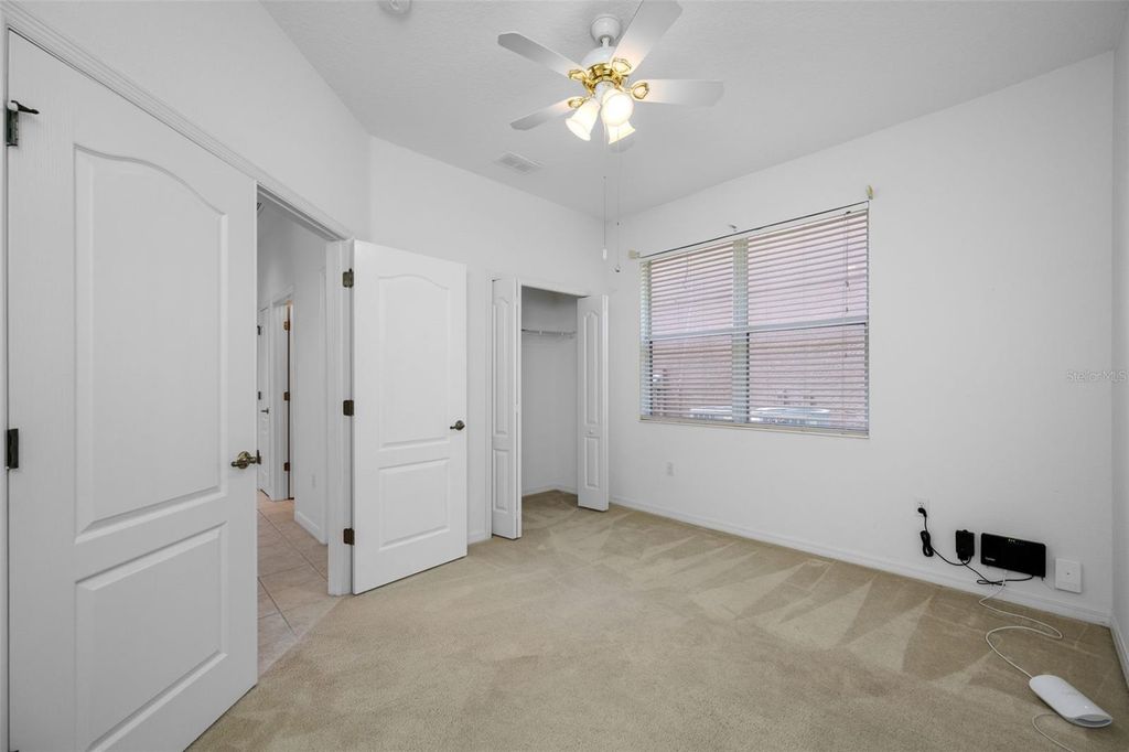 Image 15 of property listing at 5806 NEW PARIS WAY, Ellenton, FL 34222