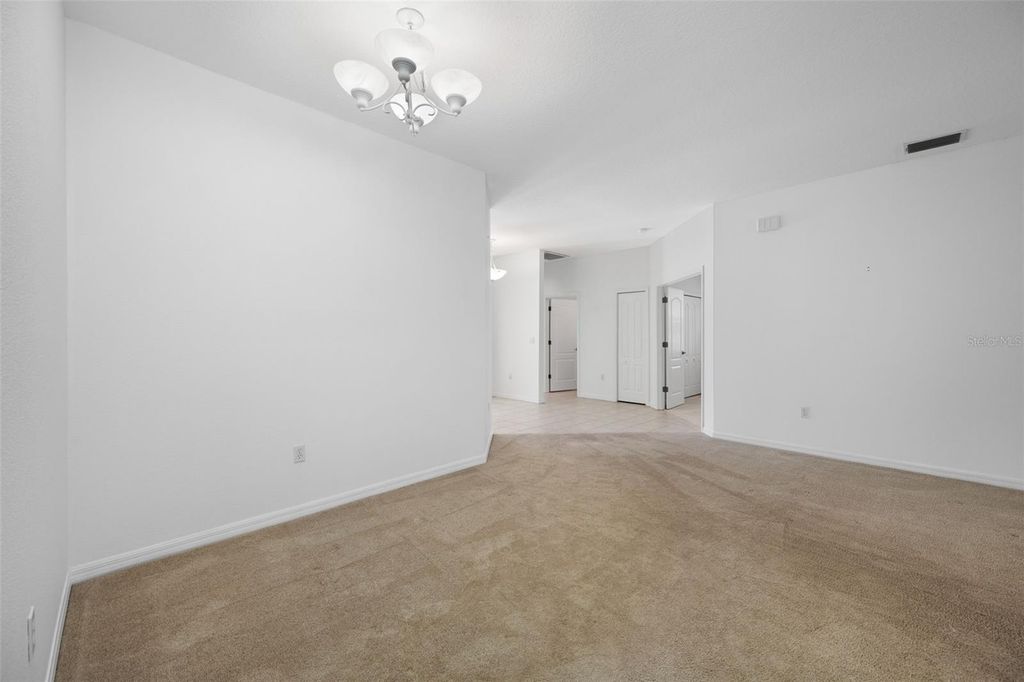 Image 18 of property listing at 5806 NEW PARIS WAY, Ellenton, FL 34222