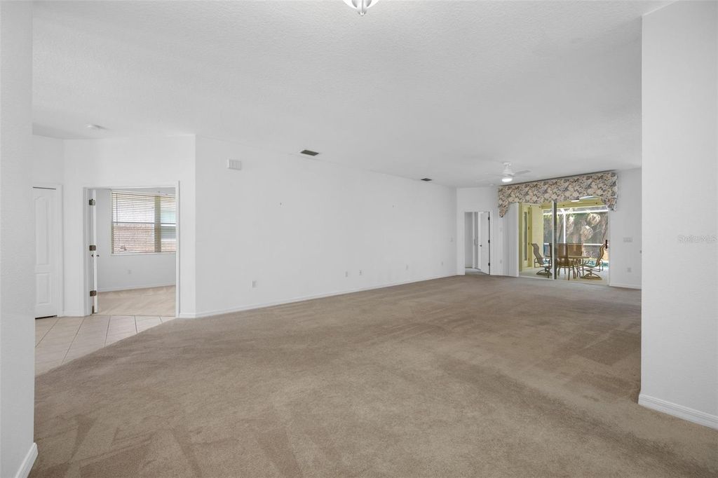 Image 19 of property listing at 5806 NEW PARIS WAY, Ellenton, FL 34222