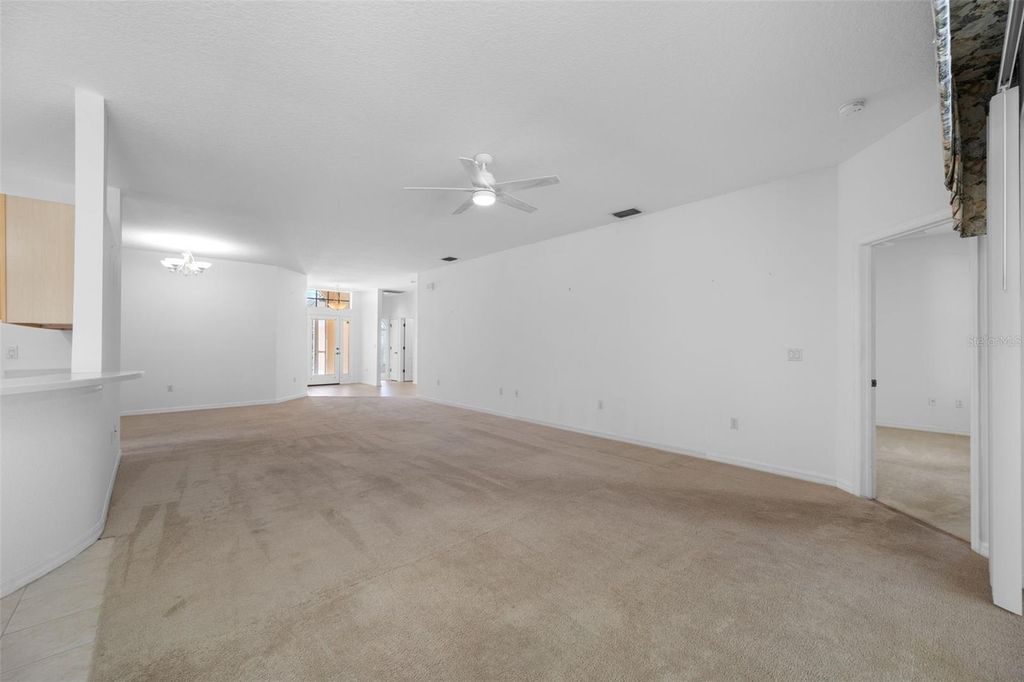 Image 20 of property listing at 5806 NEW PARIS WAY, Ellenton, FL 34222