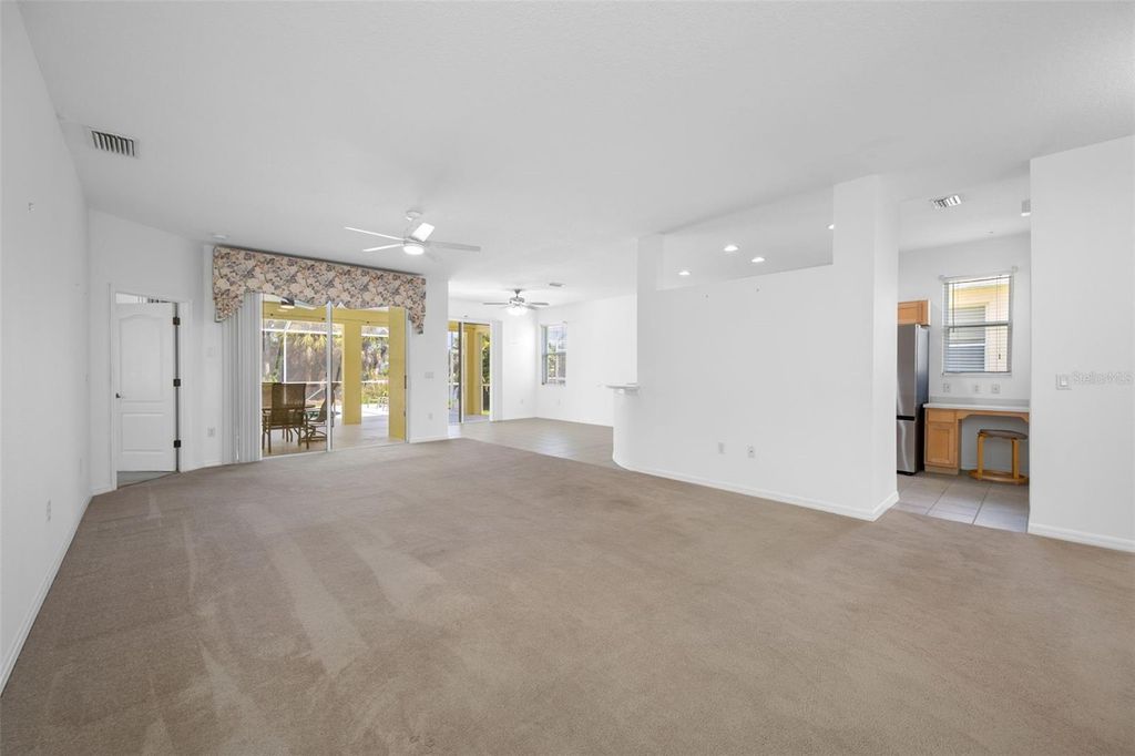 Image 21 of property listing at 5806 NEW PARIS WAY, Ellenton, FL 34222