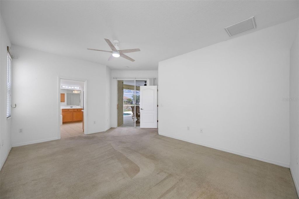 Image 33 of property listing at 5806 NEW PARIS WAY, Ellenton, FL 34222