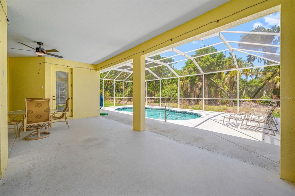 Image 40 of property listing at 5806 NEW PARIS WAY, Ellenton, FL 34222