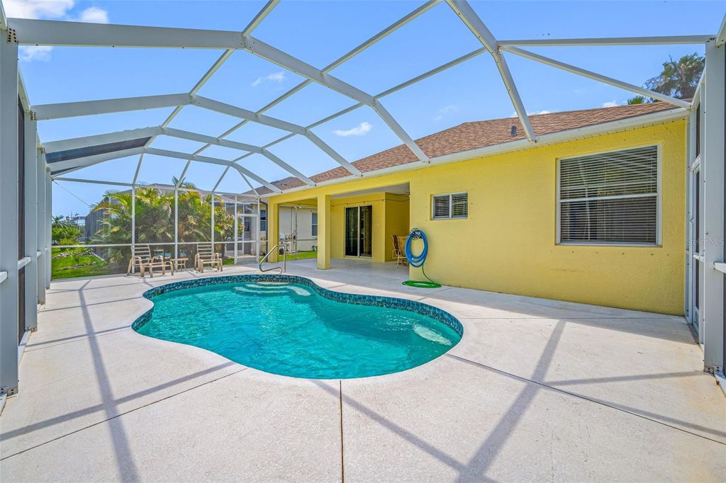 Image 42 of property listing at 5806 NEW PARIS WAY, Ellenton, FL 34222