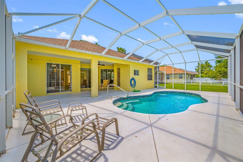 Image 43 of property listing at 5806 NEW PARIS WAY, Ellenton, FL 34222