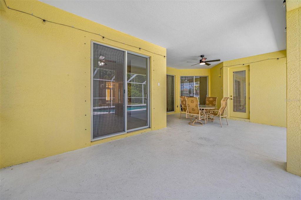 Image 45 of property listing at 5806 NEW PARIS WAY, Ellenton, FL 34222