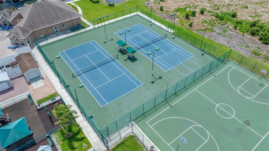 Image 63 of property listing at 5806 NEW PARIS WAY, Ellenton, FL 34222