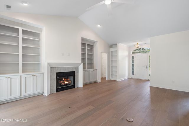 2776 Parkridge Drive, Southport, NC 28461