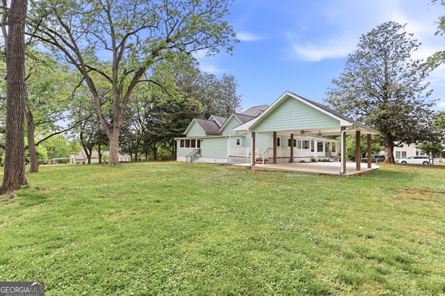420 Foreacre Street, Cornelia, GA 30531