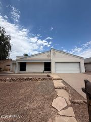 1716 E REDFIELD Road, Tempe, AZ 85283