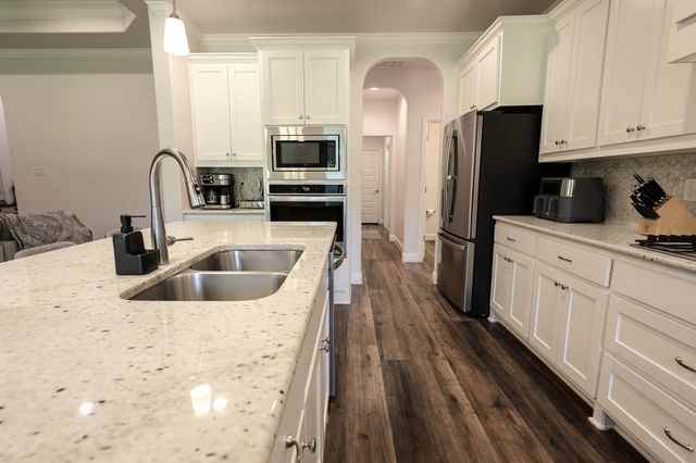 149 Fairweather Drive, Burleson, TX 76028
