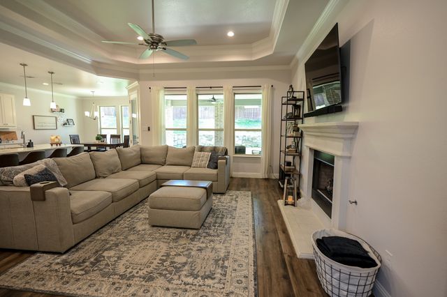 149 Fairweather Drive, Burleson, TX 76028