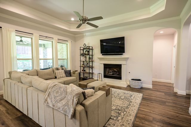 149 Fairweather Drive, Burleson, TX 76028