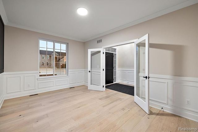 50637 Mistwood Drive, Macomb, MI 48042