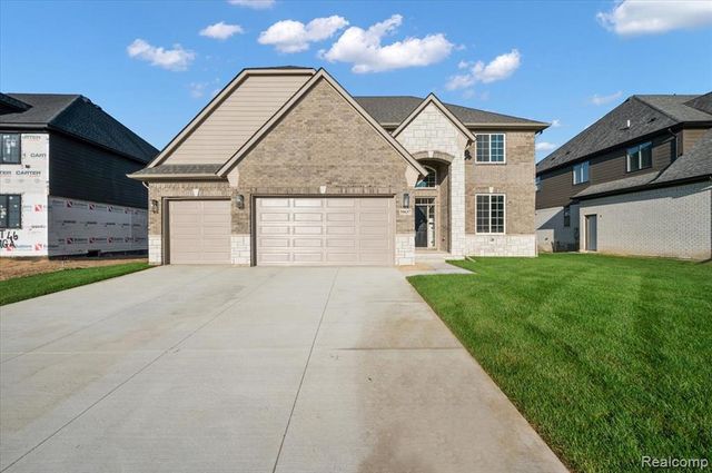 50637 Mistwood Drive, Macomb, MI 48042