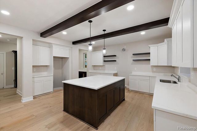 50637 Mistwood Drive, Macomb, MI 48042