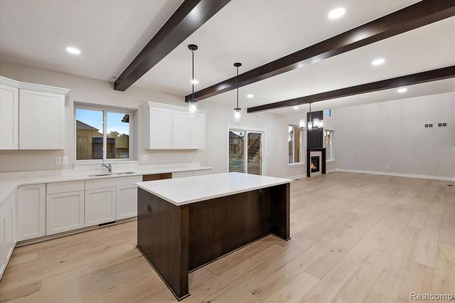 50637 Mistwood Drive, Macomb, MI 48042