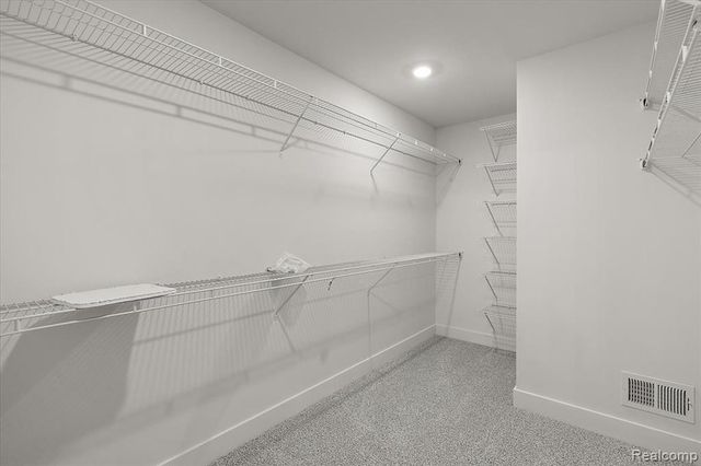 50637 Mistwood Drive, Macomb, MI 48042