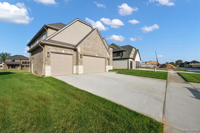 50637 Mistwood Drive, Macomb, MI 48042