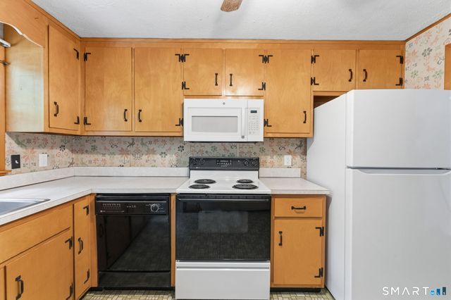 110 Lambtown Road, Groton, CT 06355