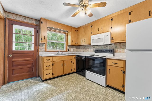 110 Lambtown Road, Groton, CT 06355