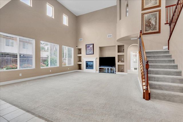 312 Martin Street, Tulare, CA 93274